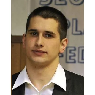 HOSŤ - Tomáš Klobučník