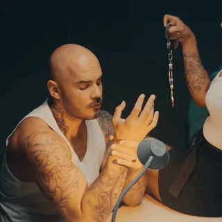 MAJSELF - NEBUĎ ZLÁ