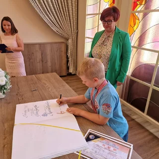 Prijatie úspešných športovcov na Mestskom úrade v Topoľčanoch