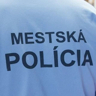 REGIÓN - MESTSKÁ POLÍCIA V TOPOĽČANOCH