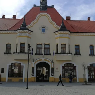 Rozhovor s vedúcou galérie mesta Topoľčany Dominikou Bačikovou