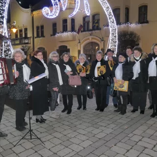 SLOVENSKO SPIEVA KOLEDY